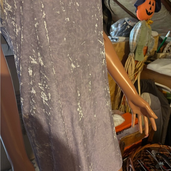 Forever 21 Dresses & Skirts - Women’s Forever 21 Lilac Slip Dress size Medium